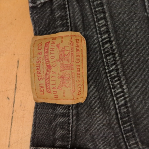 Levi's Black Mid-Rise Jeans - Picture 6 of 7